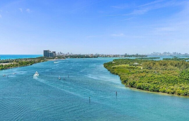 Photo - 500 Bayview Dr Unit 222