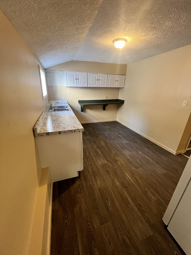 Photo - 20 St Helena St Unit 20