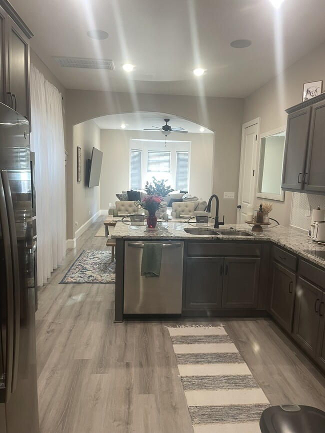 Photo - 126 Oasis Dr