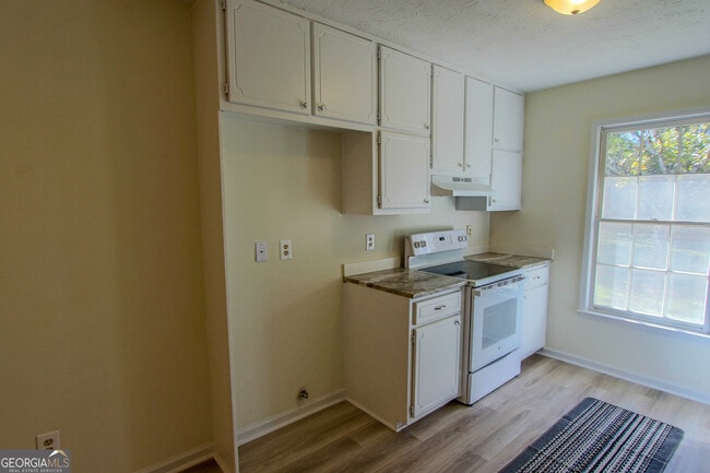 Photo - 211 Meadow Run