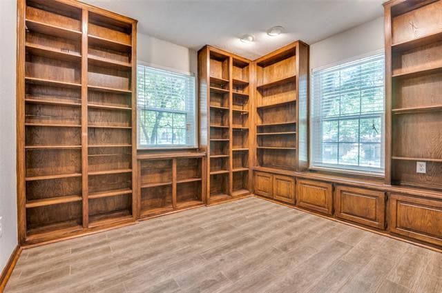 Photo - 2711 Lincoln Dr