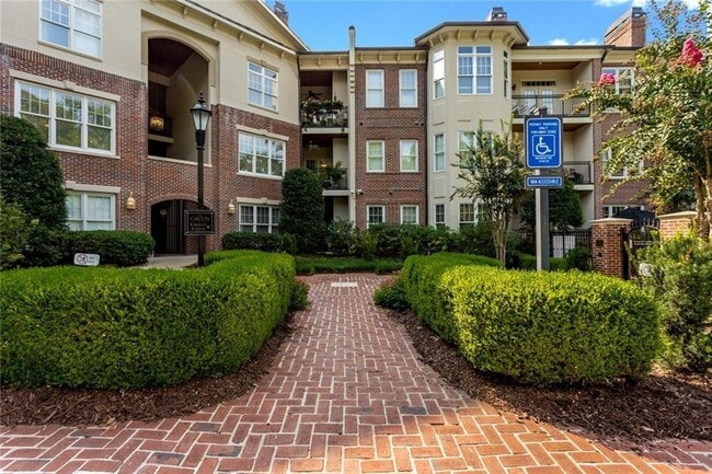Photo - 825 Highland Ln NE Condo Unit 1201