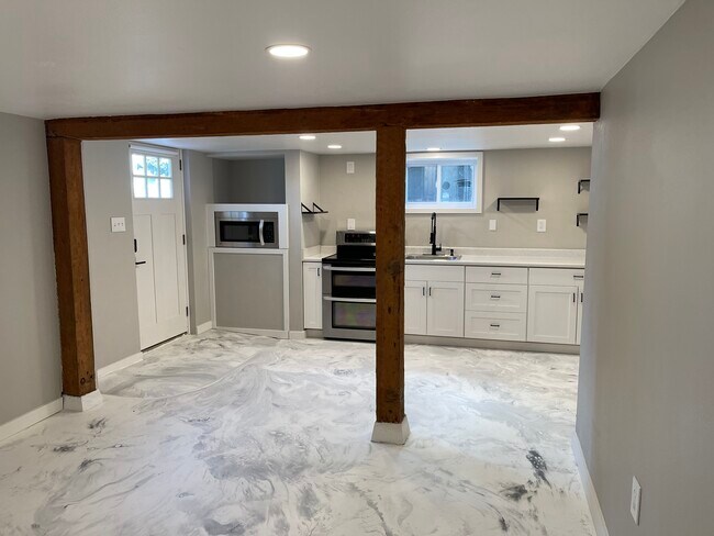 Photo - 1315 S Pine St Unit C