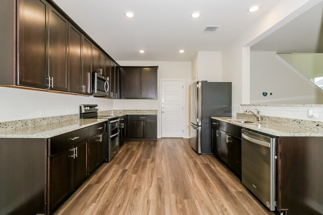 The Corridor at Sunset Oaks Rental Homes