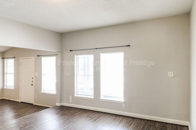 3015 FM 517 Rd E