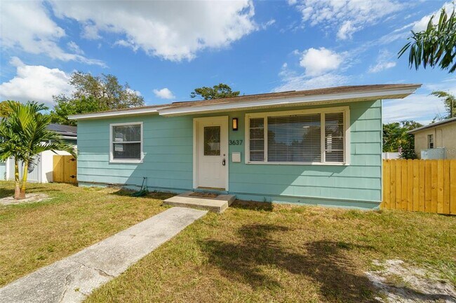 Photo - 3637 39th St N