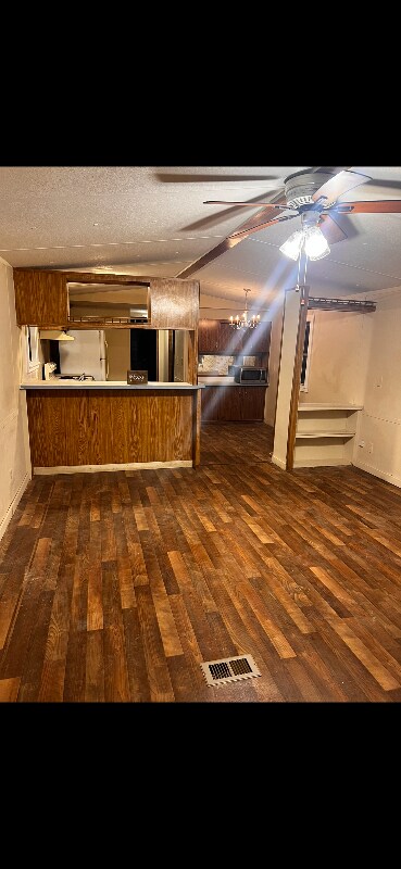 Photo - 5000 Price Rd