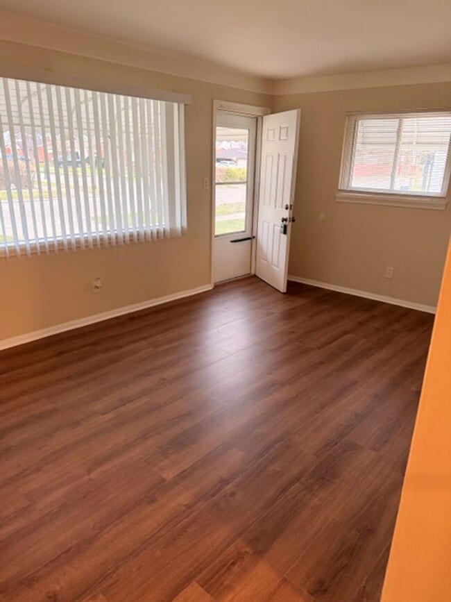 Photo - Freshly Transformed 3 Bed Home with Modern Upgrades!