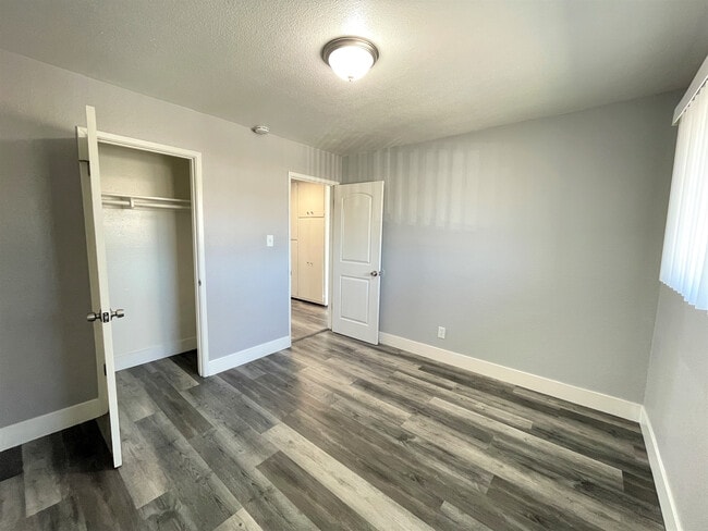 Photo - Oak Ridge Apartments