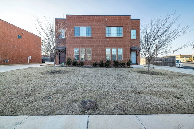 Building Photo - P.57 Kode Properties LLC Unit 1234 Rental