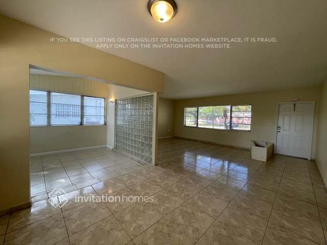 Photo - 510 NE 172nd St