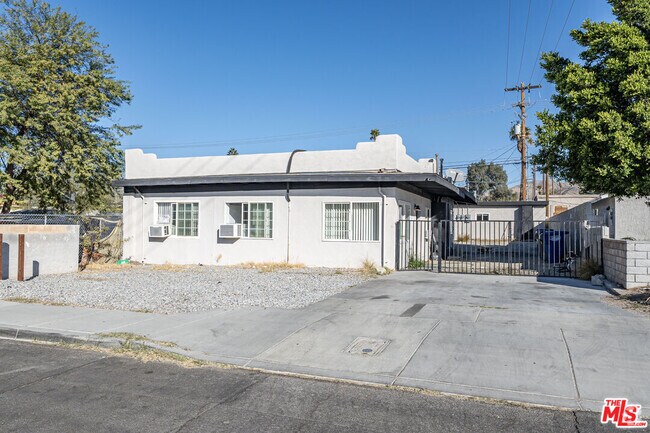 Building Photo - 66124 Acoma Ave Rental