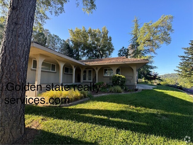 Building Photo - Lake View Retreat in Lake of the Pines – 3... Rental