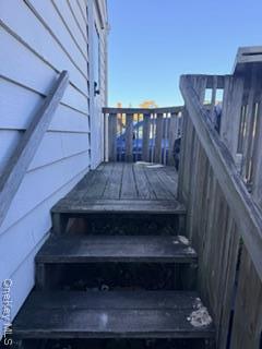 Photo - 43 W Valley Stream Blvd