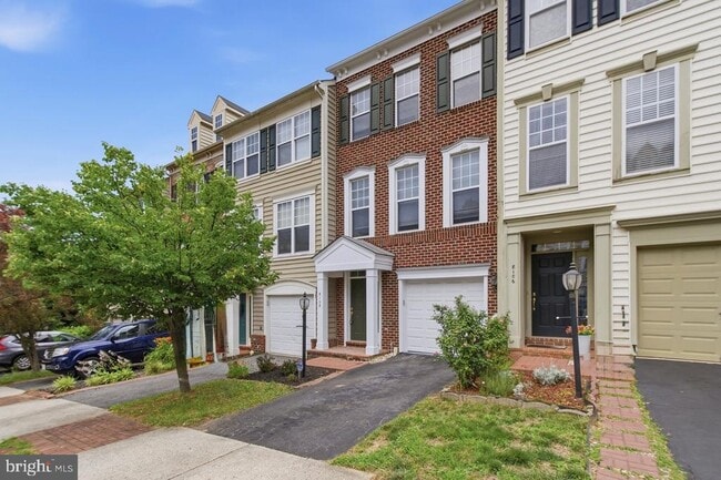Building Photo - 8108 Dove Cottage Ct
