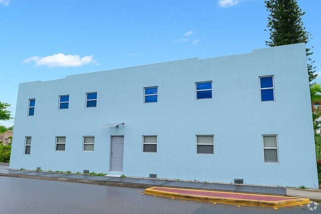 Building Photo - 102 S K St Unit 1 Rental