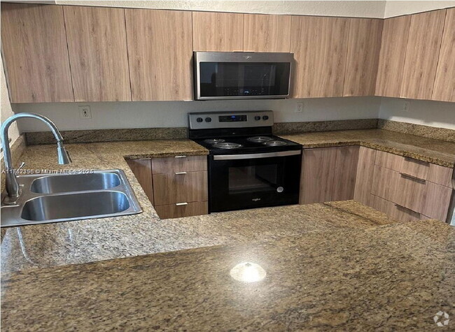 Building Photo - 2776 NW 131st St Rental