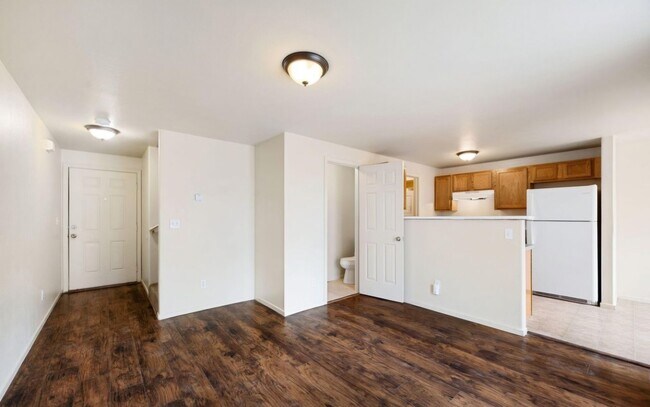 Photo - 4036 Village Dr