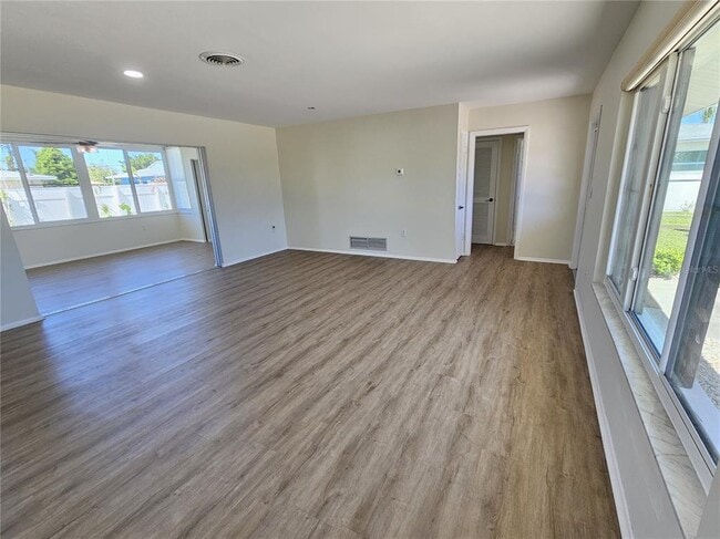 Photo - 1500 Glendale Rd