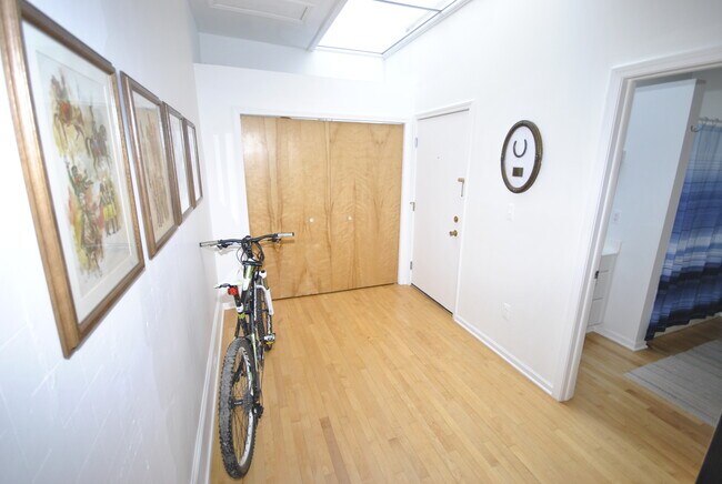 Photo - 617 E Liberty St