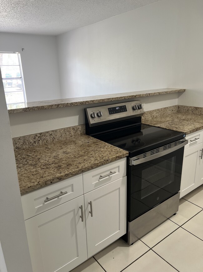 Photo - 9217 Tudor Dr Unit A108