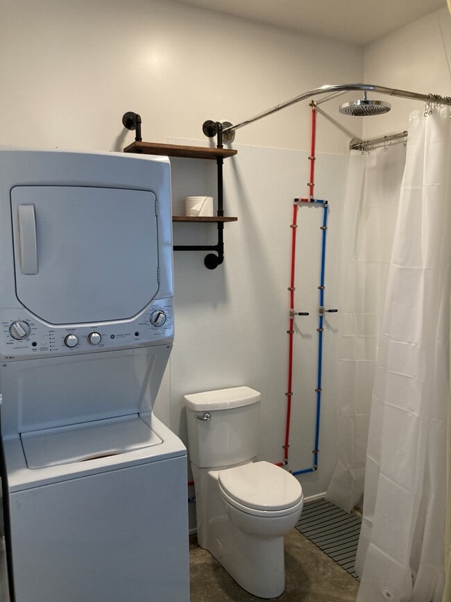 Photo - 203 Burns St Unit #1