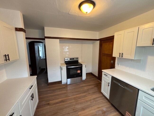 Photo - 4568 N 38th St Unit Lower