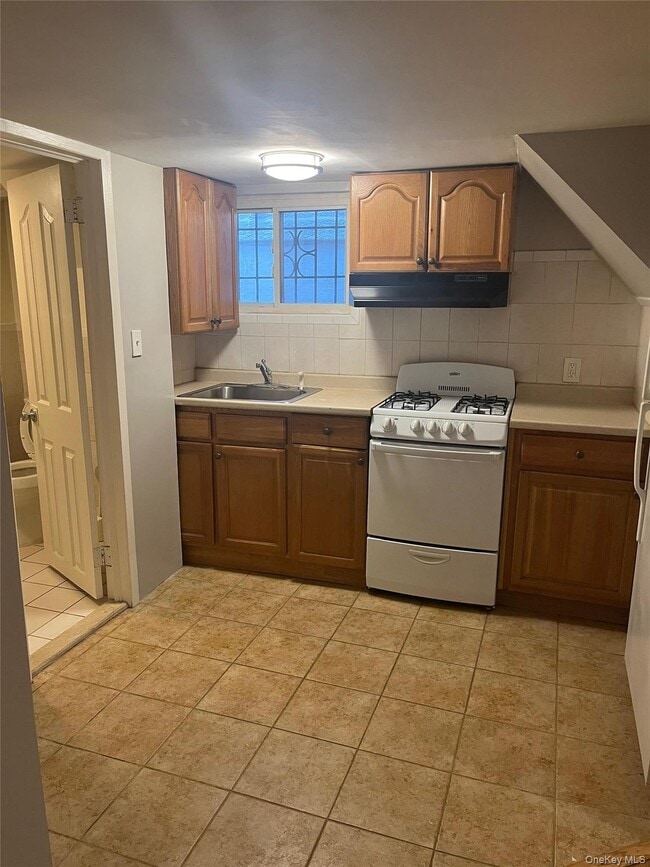 Building Photo - 1810 Edenwald Ave Rental
