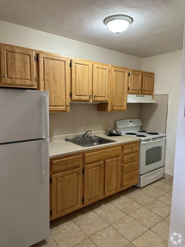 Building Photo - 2 Remington St Unit 8 Rental