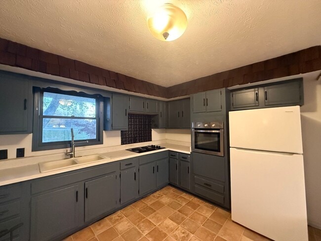 Photo - House in Grand Rivers