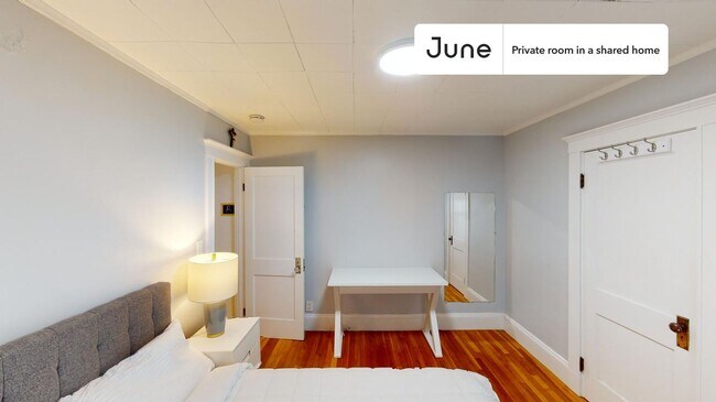 Photo - Room in Shared 3 bed/1 bath home Unit B