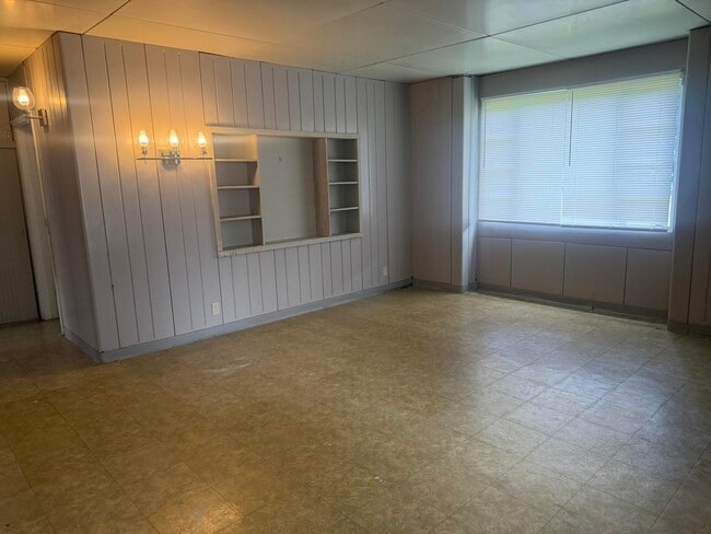 Photo - 2309 Aster St