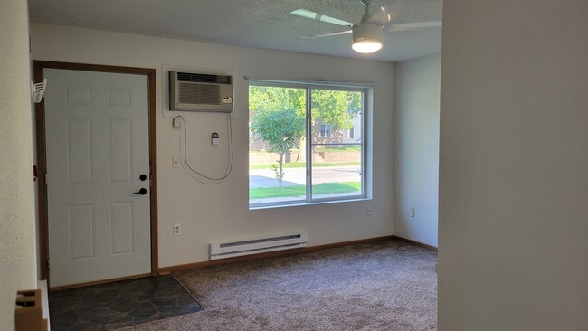 Photo - 617 9th St N Apartamentos Unidad N/A