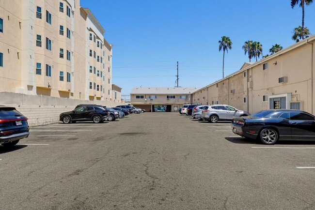 3636 W Imperial Hwy