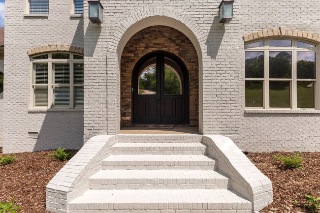 Photo - 136 Belle Ridge Dr