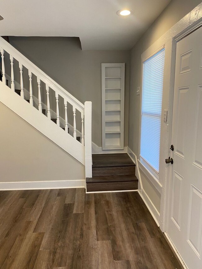 Photo - 2 bedroom/1 bath Duplex "ASK ABOUT OUR ZER...