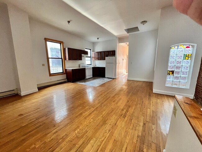 Photo - 87 Elliott Ave Apartments Unit 3