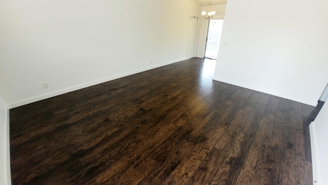 Photo - 135 Village Cir