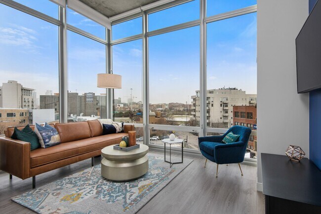 Photo - 738 N Morgan St