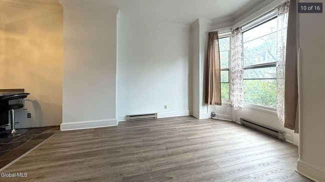 Photo - 285.5 Hudson Ave Unit Apt 3