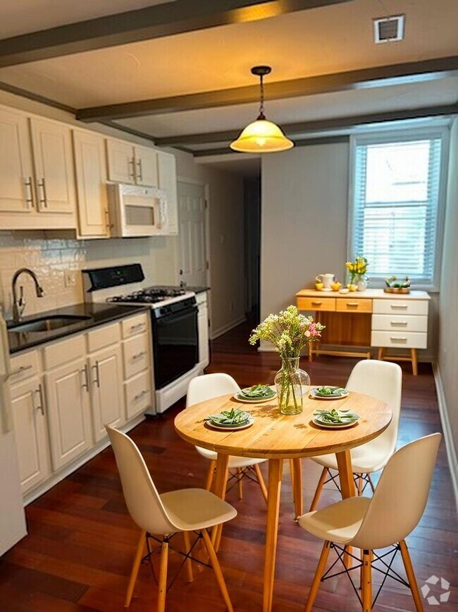 Building Photo - Large Bright  1 Bedroom Apartment Unit #2R