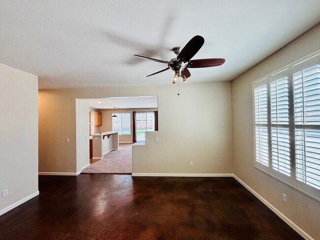 4640 Trojan Ct