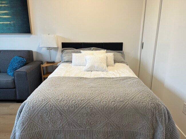 Photo - 2450 Garden Dr Unité 407