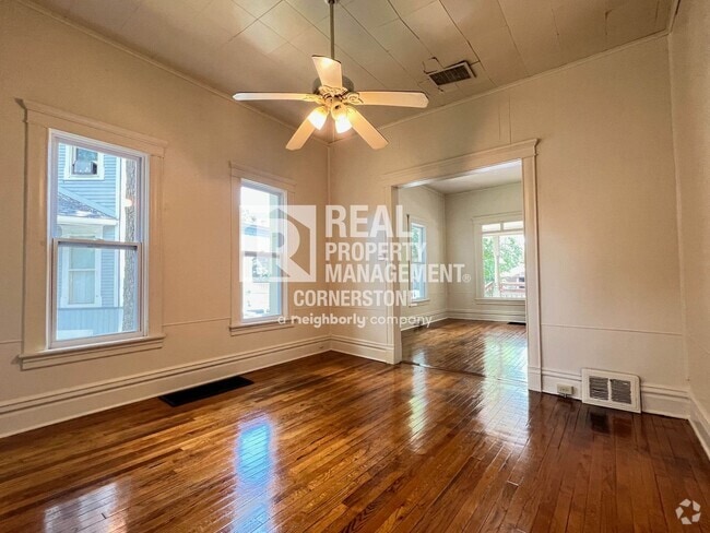 Building Photo - 1116-1118 Forbes St Unit 1116 Forbes St Rental