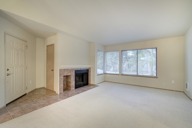 Photo - 1270 Bellevue Way NE Unit 8
