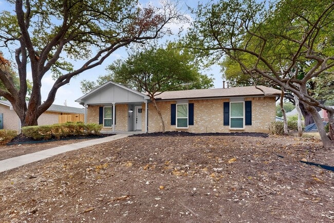 5013 Windy Meadow Dr