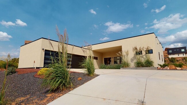 Beautiful Custom Home Available Now - Beautiful Custom Home Available Now