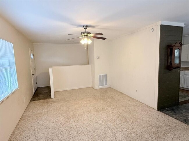 Photo - 4819 Haines Rd N