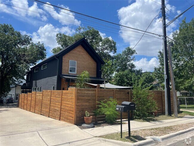 Building Photo - 3409 Pennsylvania Ave Rental