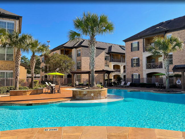 Woodland Hills Luxury Apartments - Woodland Hills Luxury Apartments